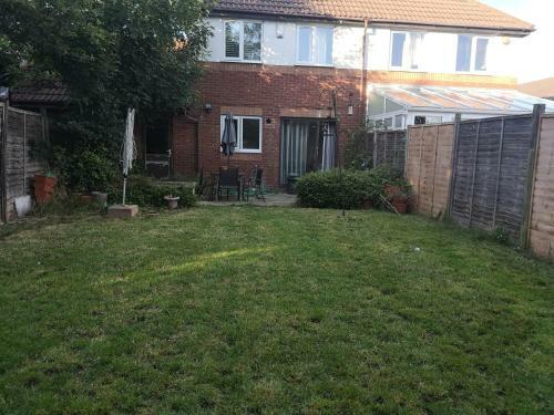 Contractor Accommodation- Central Mk Location Spacious Garden Fast Wifi Parking