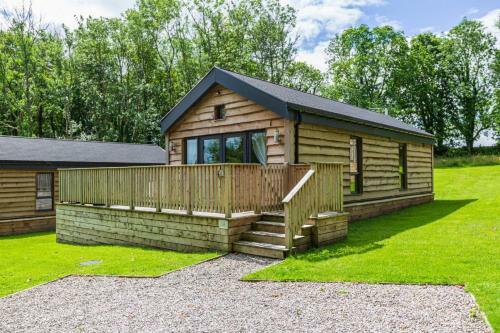 Squirrel Lodge 41 With Hot Tub Newton Stewart