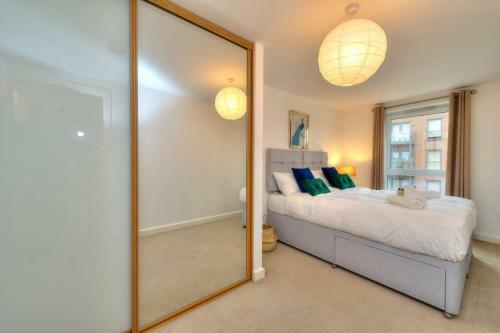 Executive Oakgrove Apartment