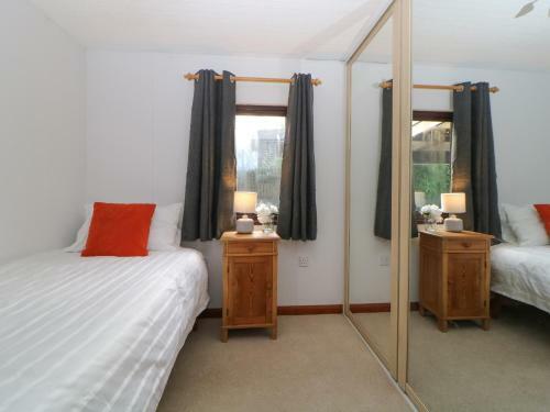 Dewbury Lodge