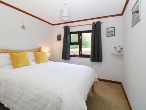 Dewbury Lodge
