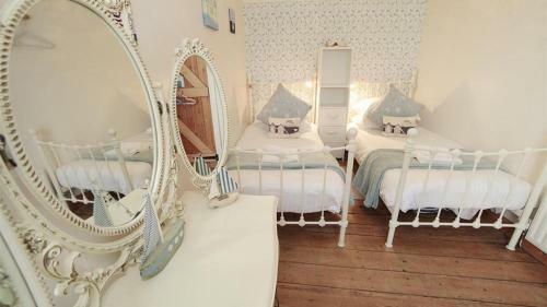 Cloud Cottage, Mumbles