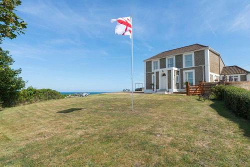 Mundesley Chateau Sleeps 12 With Wifi