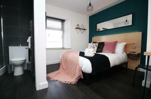 Aneurin House By Staybc