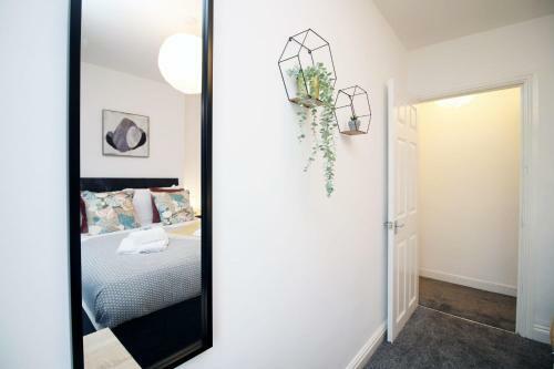 St Woolos Lodge By Staybc