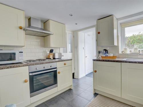 Holiday Home Puffin Cottage