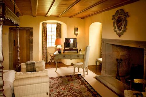 North Berwick Chateau Sleeps 16