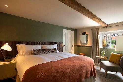 The Falcon Hotel