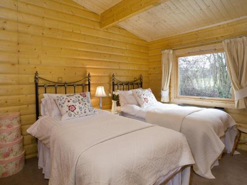 Cherbridge Lodges - Riverside Lodges, Short Lets (Business Or Holidays)