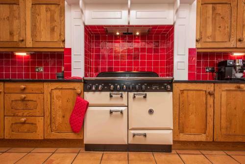 Spacious Victorian 4 Bedroom House In North Oxford