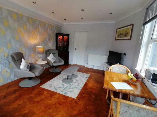 Ty Cambrian Studio Apartments