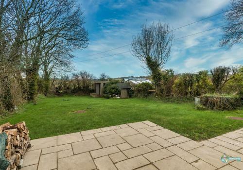 1 Lambston Cottage