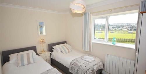 2 Fernleigh Villas