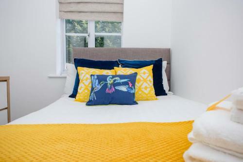 Kvm Swan House By Kvm Serviced Accommodation