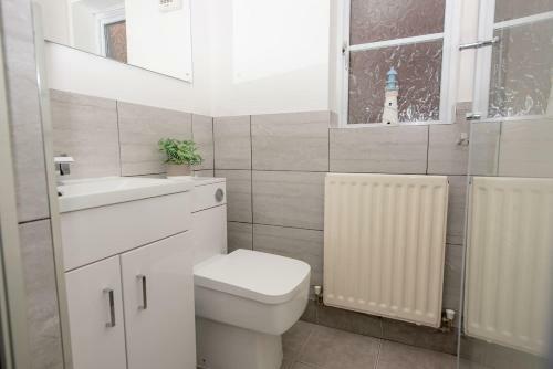 Kvm Swan House By Kvm Serviced Accommodation