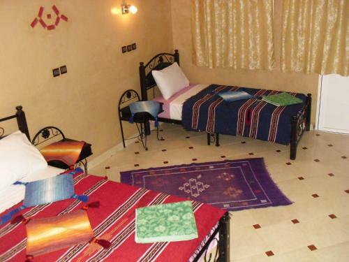 Hostal Guest House Tissili