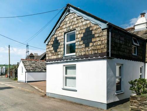 Sandown 4 Bedroom House St Teath