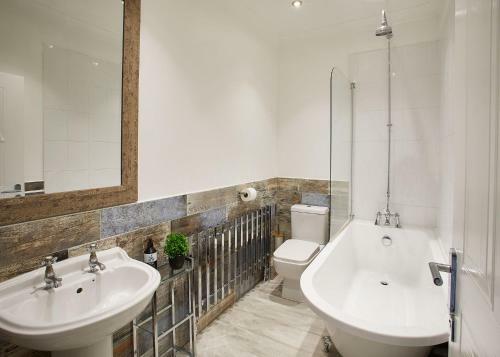 Pearl Apartment