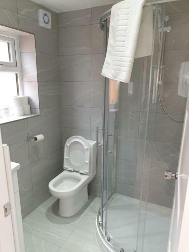 Apartamento Lovely Central Studio/2bed - 5min To Train Station