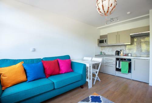 Modern 1 Bedroom Apartment In City Centre