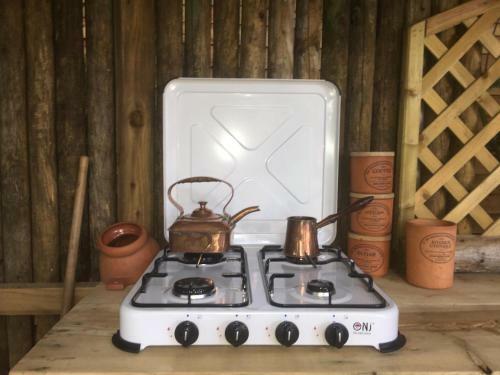 Stunning Luxury Lotus Tent Self Contained Sleeps 6