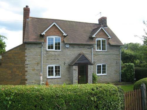 Macbeth Cottage - Sleeps Up To 6 - Hot Tub