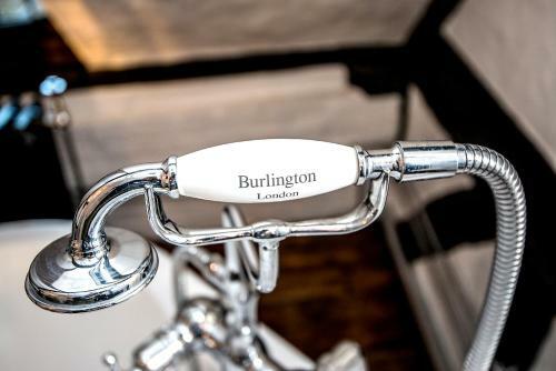 Brookside Cottage, Shottery