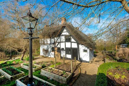 Brookside Cottage, Shottery