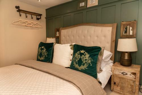 Luxury Stow Apartment