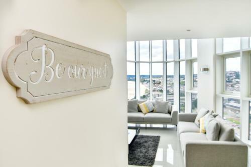 Apartamentos Just Stay Wales - Meridian Quay Penthouses