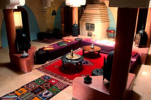 Bed & Breakfast Authentik Skoura Bassatines