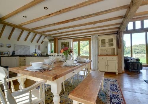 Birdsong Barn