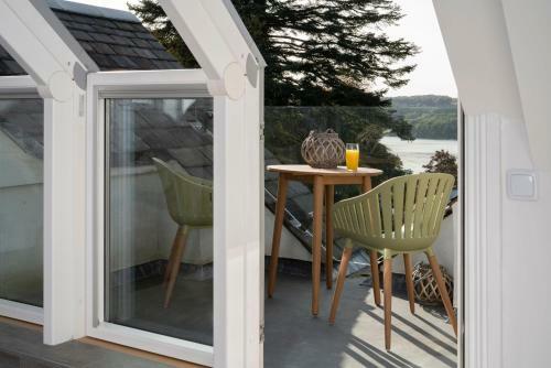 Apartamento The Sanctuary - Spacious Studio - Stunning Lake Views