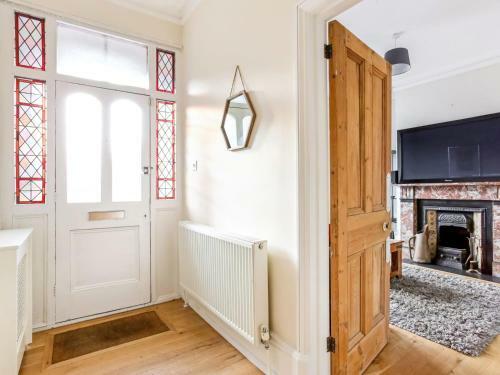 Grand Victorian House, Parking & River Walks