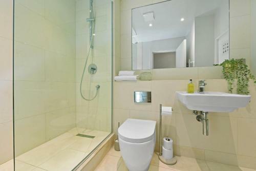 Elegant Windsor Apartment Close To Castle