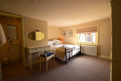 14 St Saviours Place, York