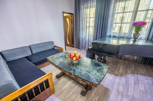 Three Bedroom Apartment Old Tbilisi