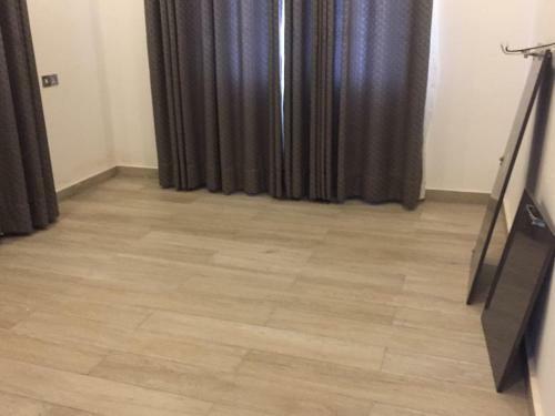 Apartamento White Horse Property