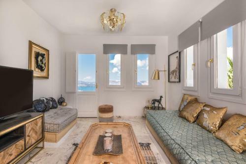 Summer Lovers Villa Private Pool Private Spa Panoramic Caldera View