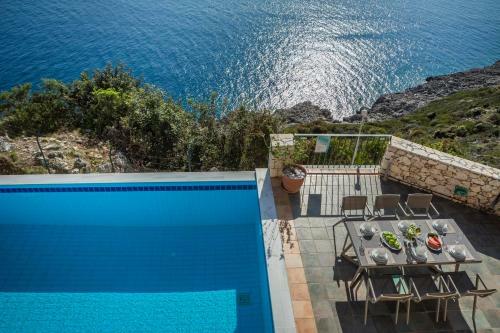 Anninata Villa Sleeps 5 With Pool Air Con And Wifi