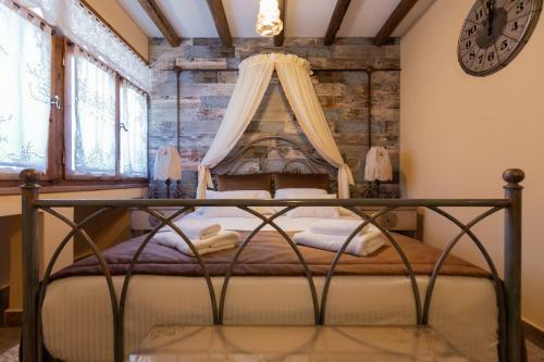 Hostal Maria's Boutique Rooms