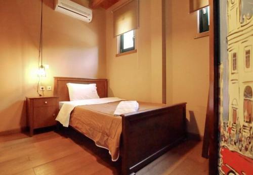 Armenoi Villa Sleeps 6 With Pool And Air Con