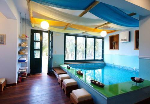 Armenoi Villa Sleeps 6 With Pool And Air Con