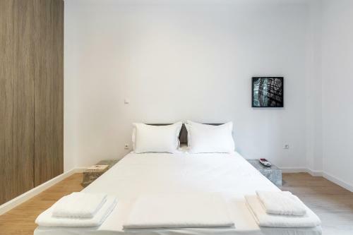 Stylish Formionos Apartment