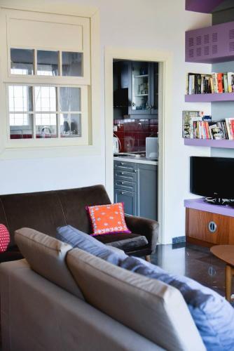 Family Apartment In Nea Smirni