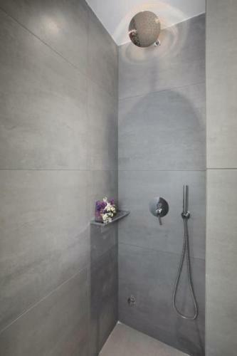 Legeo-luxurious Athenian Apartment