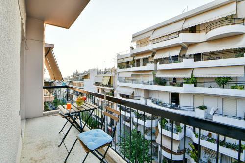 Athenian Sunny Apartment