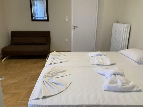 Private Rooms In Spacious Flat Marousi