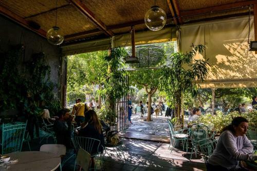 Apartamento Upscale Studio With Amazing Lush Terrace