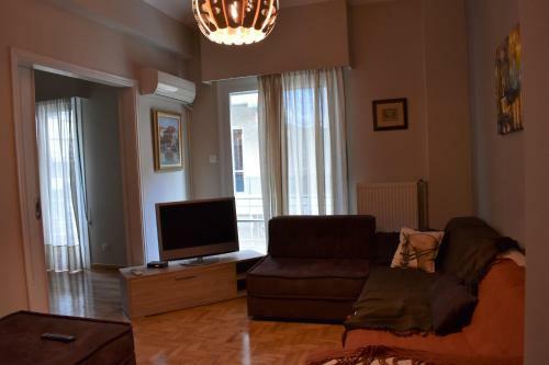 Chic Central Apartment In Evangelismos Metro Station